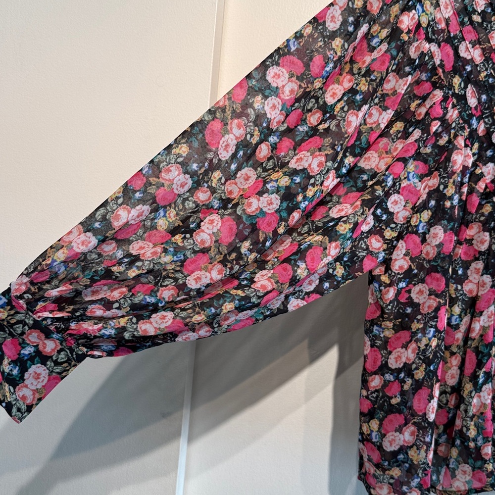 Olivaceous Floral Blouse - Picture 5 of 5